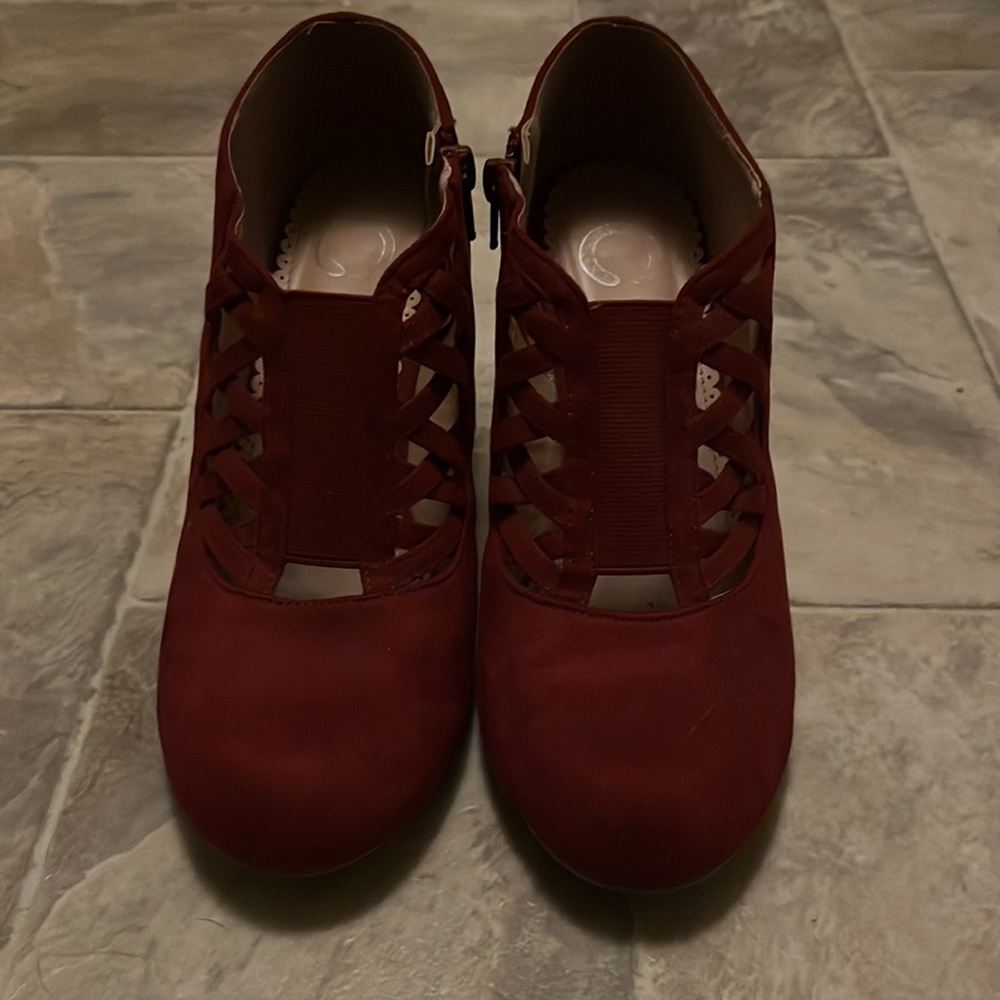 DSW Journee Collection Piper Bootie Heels -- Burgundy - Picture 6 of 12